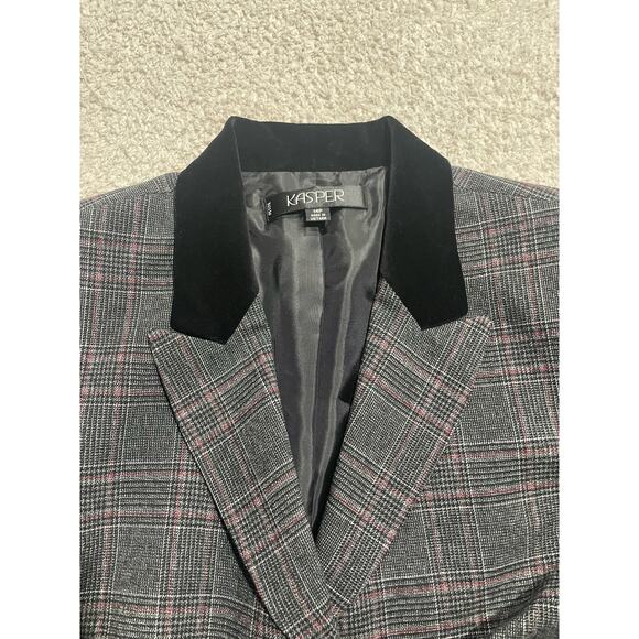 Kasper Womens Sz 14P Dark Academia Velvet Collar 2 Button Blazer Gray Black Red - Picture 2 of 12